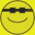 émoticône content lunette de soleil Motif de broderie machine cadre 10 x 10 Formats des fichiers PES,CSD,EXP,HUS,SHV,VIP,XXX,DST,PCS,JEF,VP3,SEW,EMB… Téléchargement immédiat